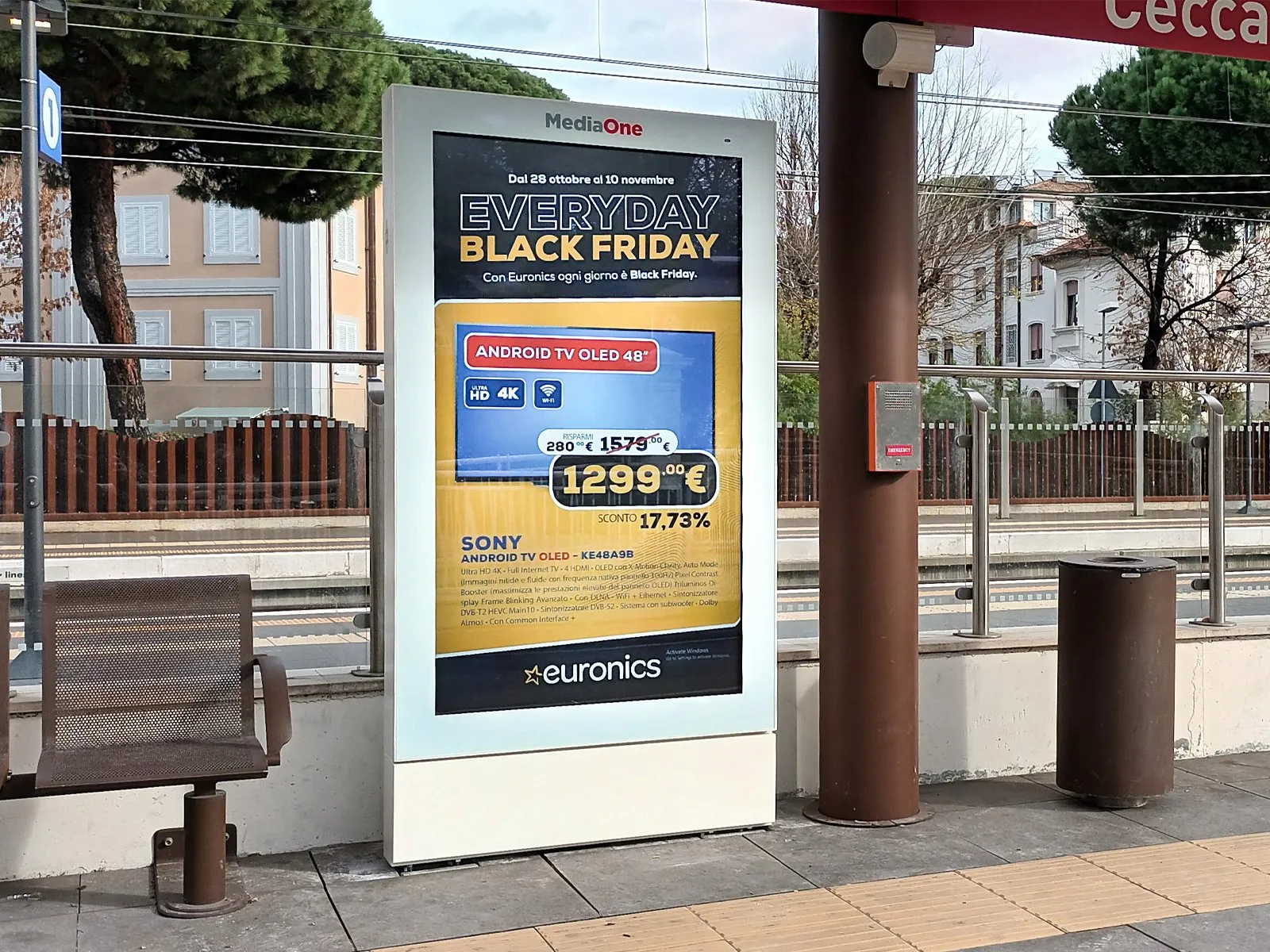 outdoor-digital-signage-43-4